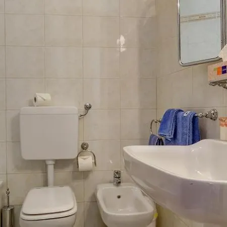 Domus Carla شقة